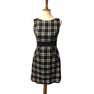 Nine West black and white tweed sheath dress with two front pocket details size